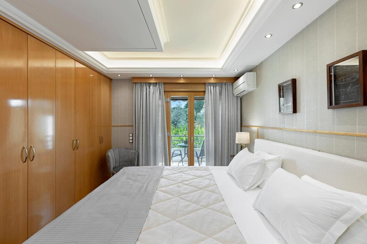 Vouliagmeni'S Elegance By Acropolis Suites Афіни Екстер'єр фото